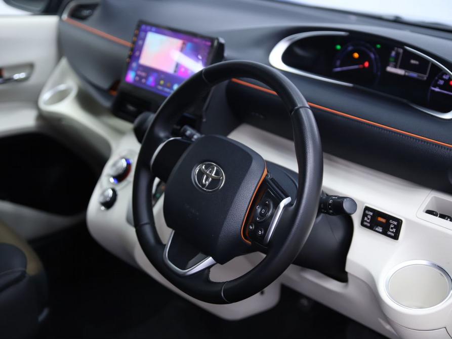 Toyota Sienta II Уфа  - изображение 17