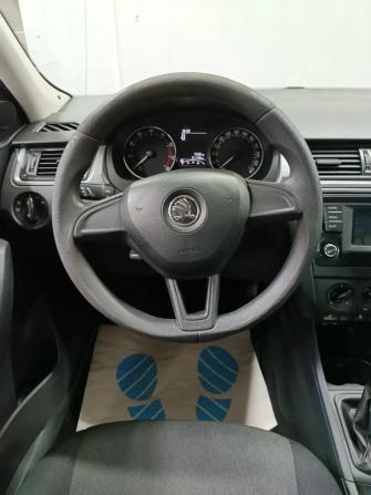 Skoda Rapid I с пробегом 2016 года, цена 949 000 рублей, 131437 км, лифтбек, Автокод Объявления