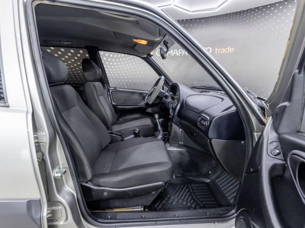 Chevrolet Niva I с пробегом 2009 года, цена 258 000 рублей, 108757 км, внедорожник, Автокод Объявления