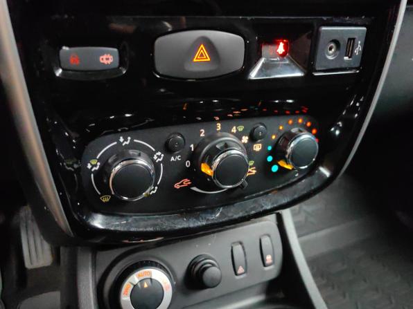 Nissan Terrano III (D10) с пробегом 2015 года, цена 948 000 рублей, 220109 км, внедорожник, Автокод Объявления
