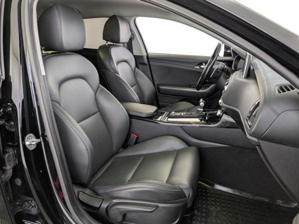 Kia Stinger I с пробегом 2019 года, цена 2 300 000 рублей, 87305 км, лифтбек, Автокод Объявления