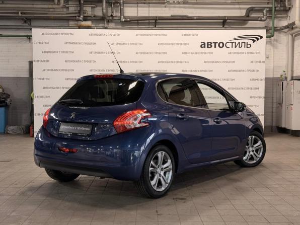 Peugeot 208 I с пробегом 2013 года, цена 549 000 рублей, 184000 км, хэтчбек, Автокод Объявления