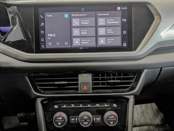 Volkswagen Taos I с пробегом 2022 года, цена 2 390 000 рублей, 95360 км, внедорожник, Автокод Объявления