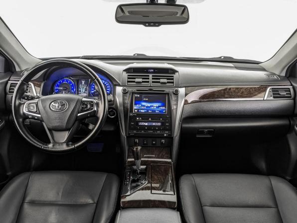 Toyota Camry VII (XV50) Рестайлинг с пробегом 2015 года, цена 1 915 000 рублей, 234410 км, седан, Автокод Объявления