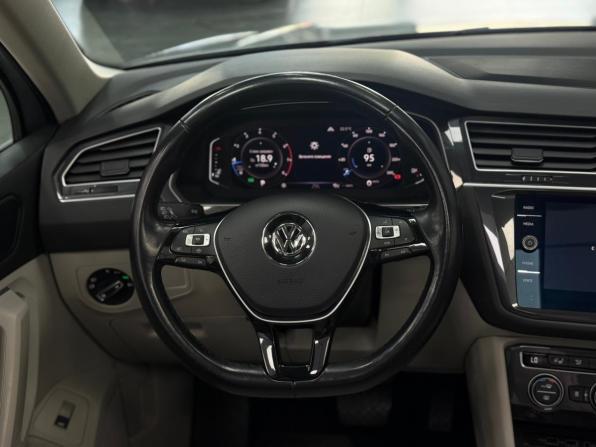 Volkswagen Tiguan II с пробегом 2019 года, цена 2 890 000 рублей, 105312 км, внедорожник, Автокод Объявления