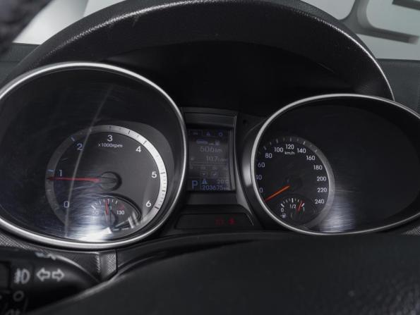 Hyundai Santa Fe III с пробегом 2013 года, цена 1 650 000 рублей, 203675 км, внедорожник, Автокод Объявления