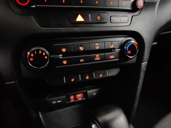 Kia Ceed III с пробегом 2018 года, цена 1 685 000 рублей, 70650 км, хэтчбек, Автокод Объявления