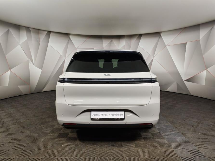 Li Auto (Lixiang) L6 Москва  - изображение 8