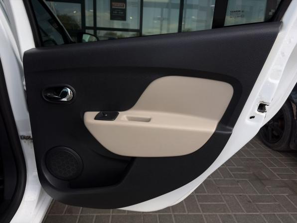 Renault Logan II с пробегом 2016 года, цена 965 000 рублей, 73172 км, седан, Автокод Объявления
