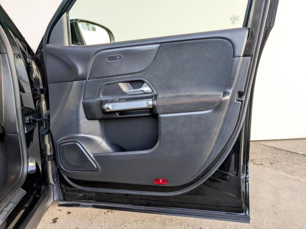 Mercedes-Benz GLB I (X247) с пробегом 2021 года, цена 4 055 000 рублей, 64051 км, внедорожник, Автокод Объявления