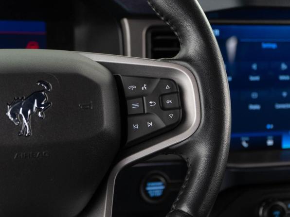 Ford Bronco VI с пробегом 2022 года, цена 8 318 888 рублей, 26112 км, внедорожник, Автокод Объявления