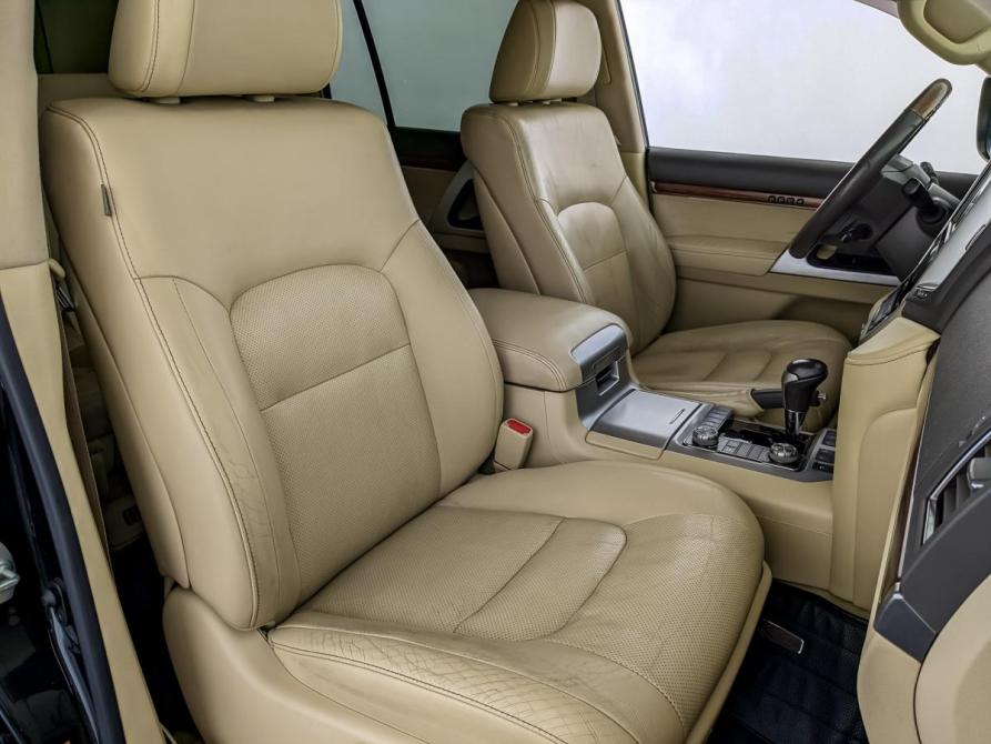 Toyota Land Cruiser 200 Series Рестайлинг 2 Москва  - изображение 25