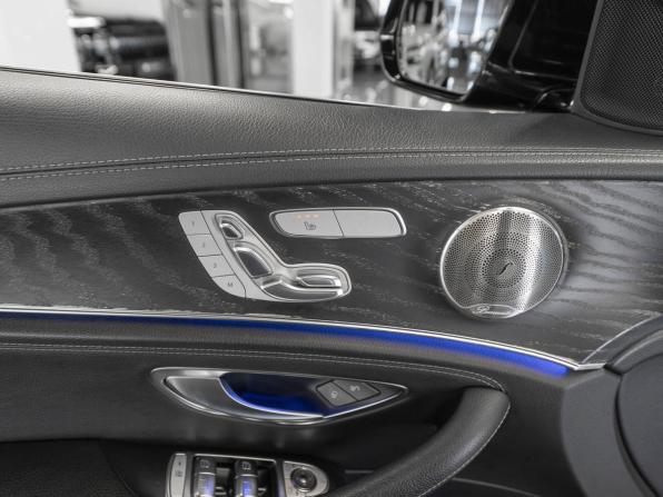 Mercedes-Benz E-Класс V (W213 S213 C238) Рестайлинг с пробегом 2021 года, цена 4 950 000 рублей, 62032 км, седан, Автокод Объявления