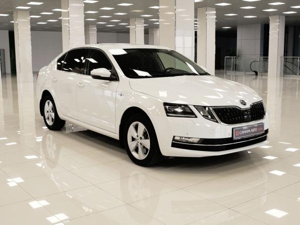 Skoda Octavia III (A7) Рестайлинг с пробегом 2020 года, цена 1 587 000 рублей, 217000 км, лифтбек, Автокод Объявления