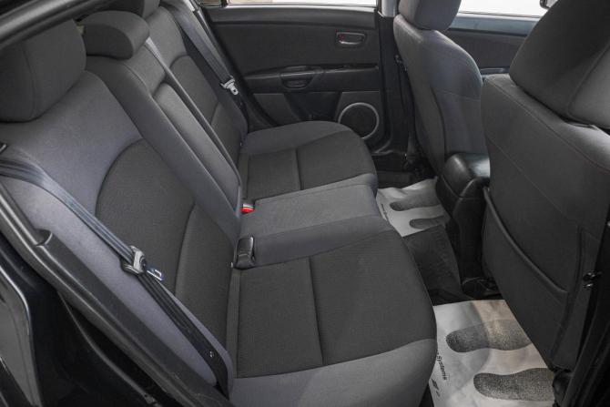 Mazda 3 I (BK) Рестайлинг с пробегом 2008 года, цена 749 000 рублей, 260000 км, седан, Автокод Объявления