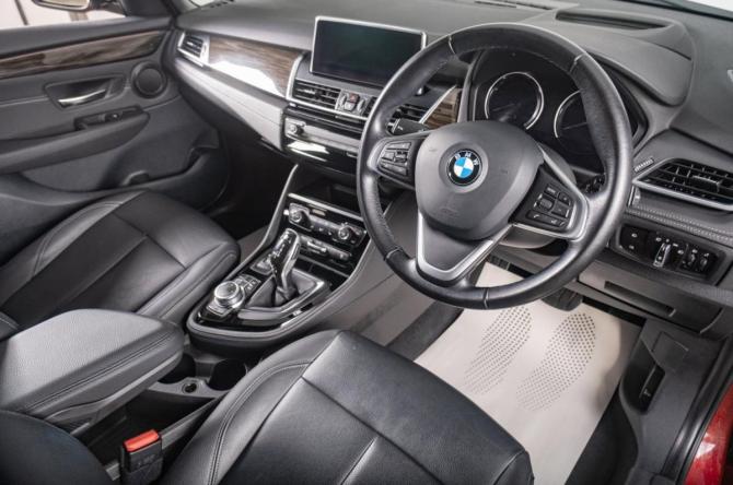 BMW 2 серии Active Tourer F45 Рестайлинг с пробегом 2019 года, цена 1 529 000 рублей, 106000 км, компактвэн, Автокод Объявления