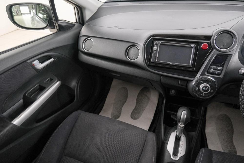 Honda Insight II Рестайлинг Красноярск  - изображение 12