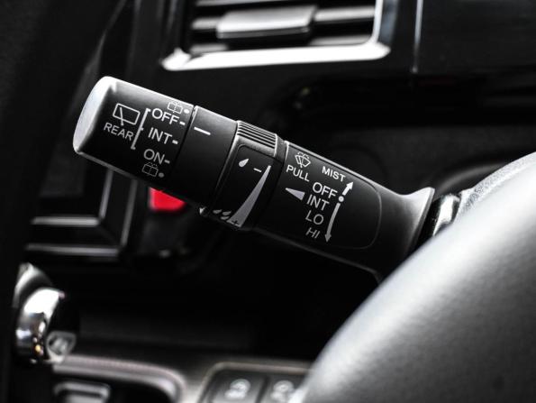 Honda Stepwgn V Рестайлинг с пробегом 2019 года, цена 2 049 000 рублей, 113778 км, минивэн, Автокод Объявления
