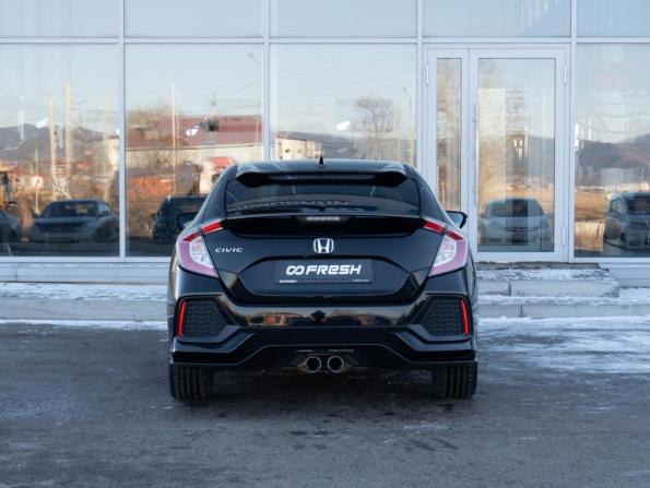 Honda Civic X Рестайлинг с пробегом 2019 года, цена 1 800 000 рублей, 105902 км, хэтчбек, Автокод Объявления