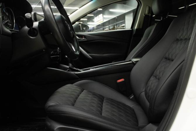 Mazda 6 III (GJ) Рестайлинг с пробегом 2015 года, цена 1 339 000 рублей, 258072 км, седан, Автокод Объявления
