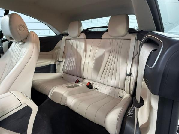 Mercedes-Benz E-Класс V (W213 S213 C238) Рестайлинг с пробегом 2021 года, цена 6 520 000 рублей, 21900 км, кабриолет, Автокод Объявления