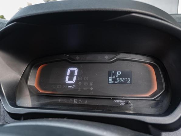 Daihatsu Mira e:S II с пробегом 2021 года, цена 901 000 рублей, 68273 км, хэтчбек, Автокод Объявления