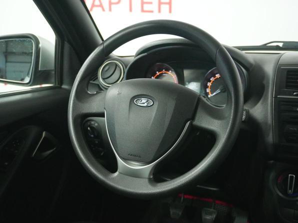 Lada (ВАЗ) Granta I Рестайлинг с пробегом 2022 года, цена 763 000 рублей, 33889 км, седан, Автокод Объявления