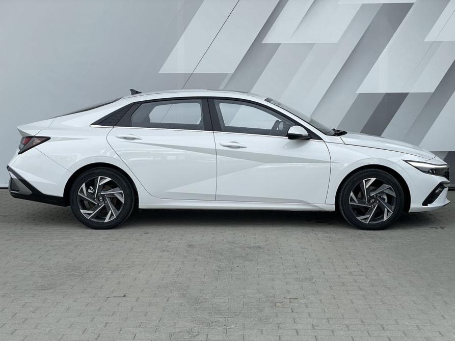 Hyundai Elantra VII (CN7) Рестайлинг Екатеринбург  - изображение 4