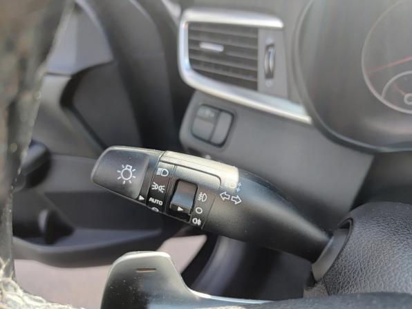 Kia Optima IV Рестайлинг с пробегом 2019 года, цена 2 299 800 рублей, 99567 км, седан, Автокод Объявления