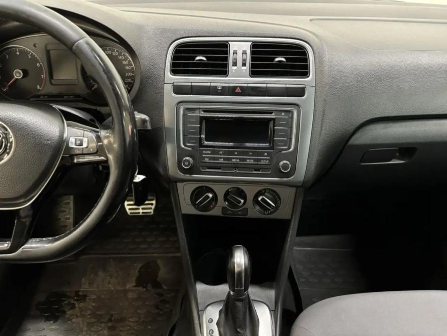 Volkswagen Polo V Рестайлинг Саратов  - изображение 9