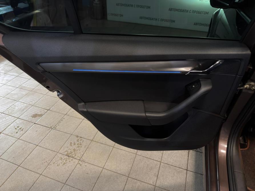 Skoda Octavia III (A7) Рестайлинг Санкт-Петербург  - изображение 12