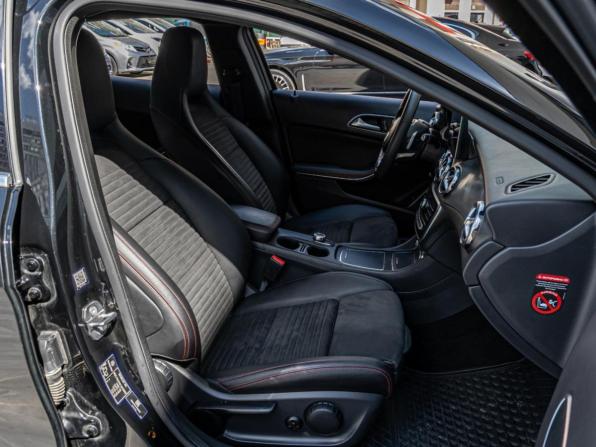 Mercedes-Benz GLA I (X156) Рестайлинг с пробегом 2019 года, цена 2 990 000 рублей, 26963 км, внедорожник, Автокод Объявления