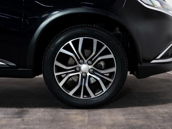 Mitsubishi Outlander III Рестайлинг 2 с пробегом 2015 года, цена 1 900 000 рублей, 200000 км, внедорожник, Автокод Объявления