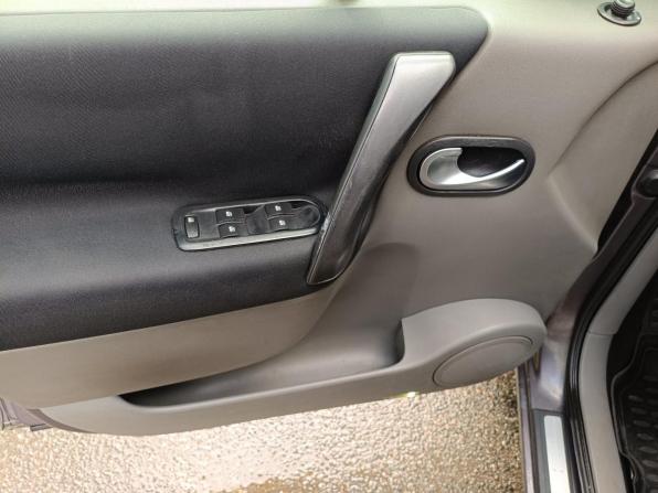 Renault Scenic II с пробегом 2004 года, цена 249 000 рублей, 247602 км, минивэн, Автокод Объявления
