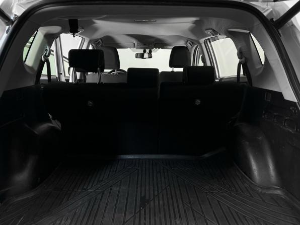 Toyota RAV4 IV (XA40) Рестайлинг с пробегом 2017 года, цена 2 299 000 рублей, 191000 км, внедорожник, Автокод Объявления