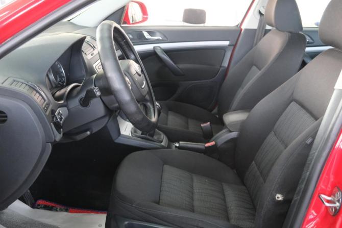 Skoda Octavia II (A5) Рестайлинг с пробегом 2012 года, цена 879 000 рублей, 254000 км, универсал, Автокод Объявления