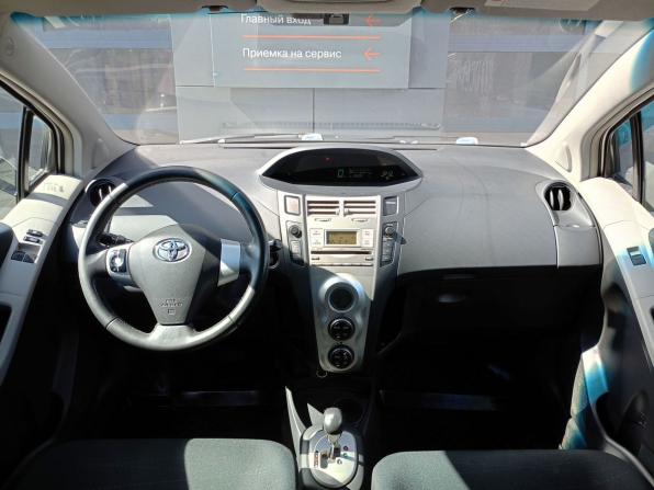 Toyota Yaris II с пробегом 2008 года, цена 465 000 рублей, 195000 км, хэтчбек, Автокод Объявления