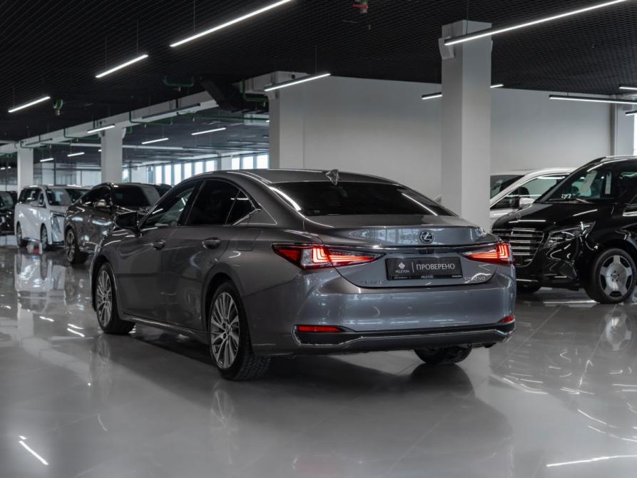 Lexus ES VII Москва  - изображение 4