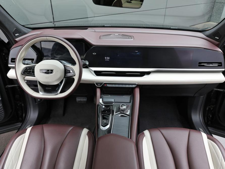 Geely Monjaro I Москва  - изображение 16