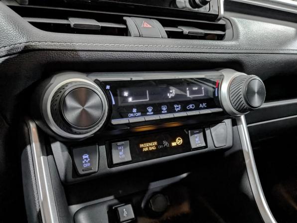 Toyota RAV4 V (XA50) с пробегом 2022 года, цена 3 200 000 рублей, 31596 км, внедорожник, Автокод Объявления