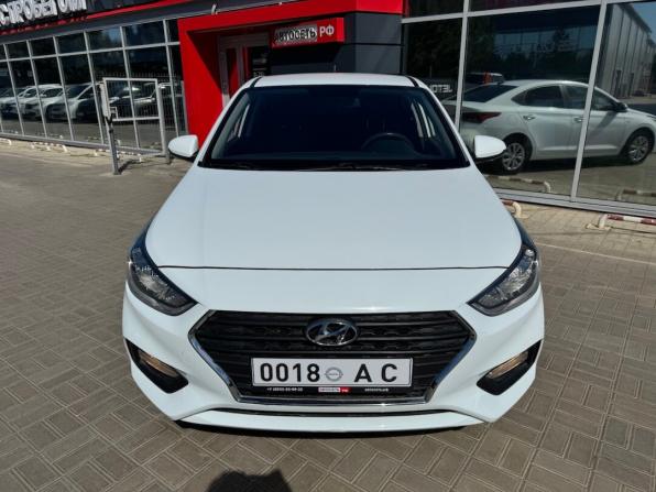 Hyundai Solaris II с пробегом 2019 года, цена 1 499 900 рублей, 60027 км, седан, Автокод Объявления