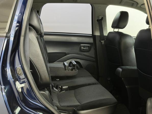 Peugeot 4007 с пробегом 2009 года, цена 830 000 рублей, 179352 км, внедорожник, Автокод Объявления