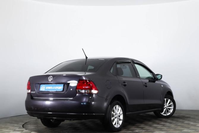 Volkswagen Polo V с пробегом 2015 года, цена 949 000 рублей, 203000 км, седан, Автокод Объявления