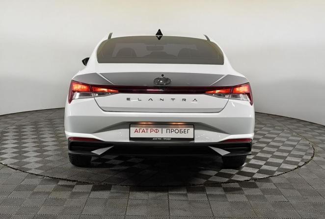 Hyundai Elantra VII (CN7) с пробегом 2021 года, цена 1 765 000 рублей, 43182 км, седан, Автокод Объявления