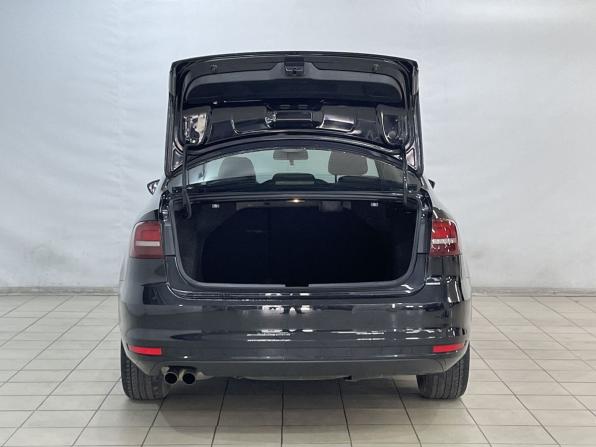 Volkswagen Jetta VI Рестайлинг с пробегом 2016 года, цена 1 240 000 рублей, 183665 км, седан, Автокод Объявления