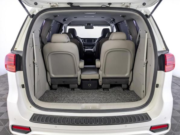 Kia Carnival III с пробегом 2019 года, цена 3 220 000 рублей, 81835 км, минивэн, Автокод Объявления