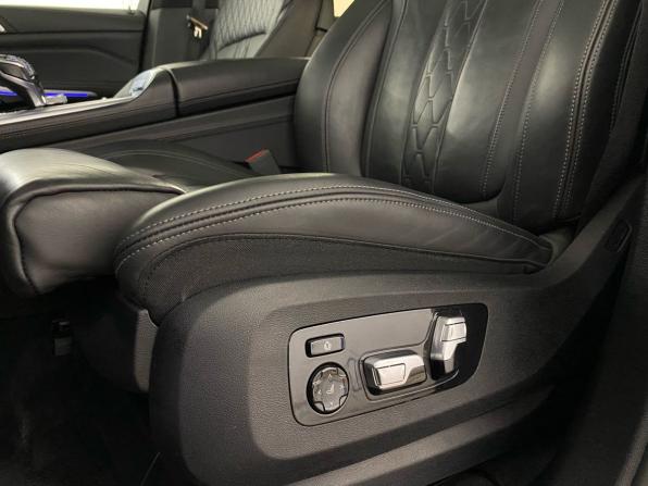BMW X7 I (G07) с пробегом 2020 года, цена 9 300 000 рублей, 83239 км, внедорожник, Автокод Объявления