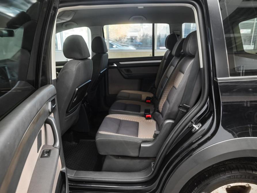 Volkswagen Touran I Рестайлинг Челябинск  - изображение 14