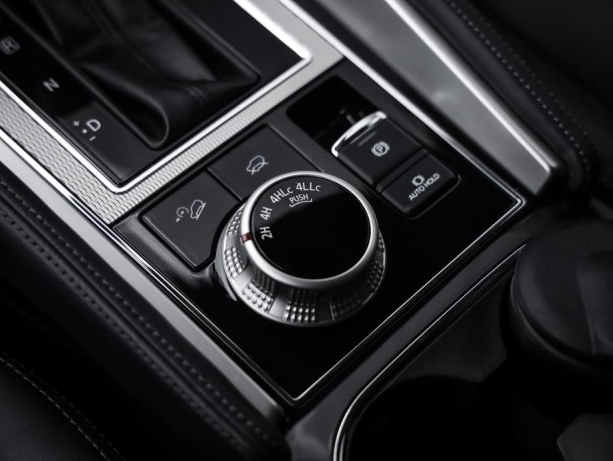 Mitsubishi Pajero Sport III Рестайлинг Санкт-Петербург  - изображение 21