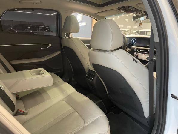 Hyundai Sonata VIII (DN8) Рестайлинг с пробегом 2024 года, цена 3 550 000 рублей, 45000 км, седан, Автокод Объявления